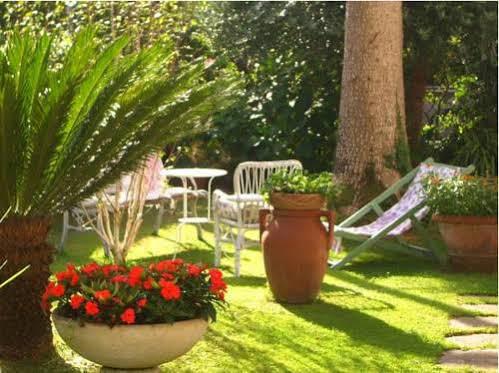 Tre Civette Sul Comò Bed & Breakfast Marina di Massa Exterior foto
